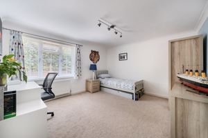 Photo 19- click for photo gallery